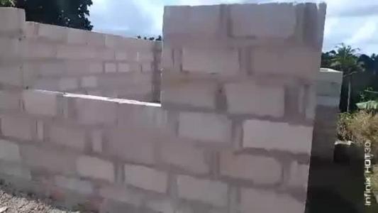 Nyumba ya vyumba vitatu inauzwa Mipeko, Pwani (750 sqm)