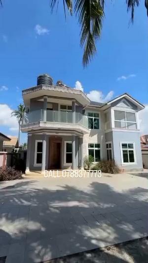 4 Bedrooms House for Rent in Bahari Beach, Dar Es Salaam