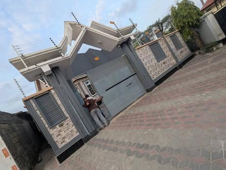 Nyumba ya vyumba vinne inauzwa Mbagala Maji Matitu, Dar Es Salaam (500 sqm) Nyumba ya vyumba vinne inauzwa Mbagala Maji Matitu, Dar Es Salaam (500 sqm)