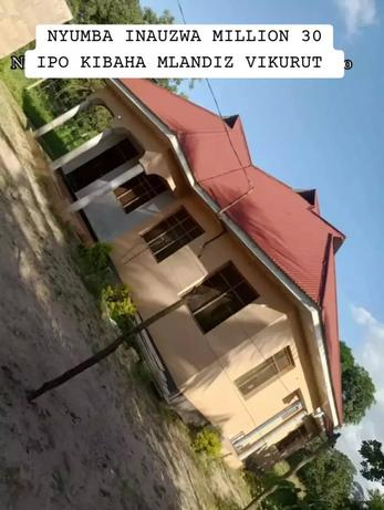 Nyumba ya vyumba vitatu inauzwa Kibaha Mlandizi, Pwani (500 sqm) Nyumba ya vyumba vitatu inauzwa Kibaha Mlandizi, Pwani (500 sqm)