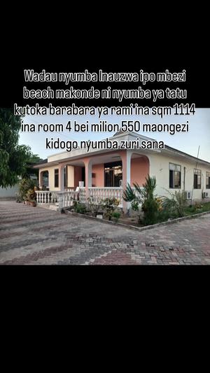 Nyumba ya vyumba vinne inauzwa Mbezi Beach Makonde, Dar Es Salaam (1114 sqm) Nyumba ya vyumba vinne inauzwa Mbezi Beach Makonde, Dar Es Salaam (1114 sqm)