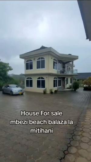 Nyumba ya vyumba vitano inauzwa Mbezi Beach, Dar Es Salaam (1154 sqm) Nyumba ya vyumba vitano inauzwa Mbezi Beach, Dar Es Salaam (1154 sqm)
