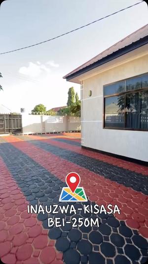 Nyumba ya vyumba vitatu inauzwa Kisasa, Dodoma (600 sqm)