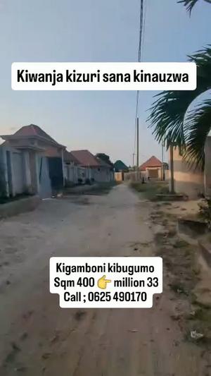 Kiwanja kinauzwa Kibugumo, Kigamboni, Dar Es Salaam (400 sqm)