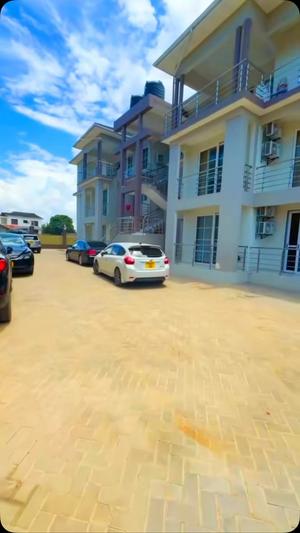 Apartment ya vyumba vitatu inapangishwa Mbweni Jkt, Dar Es Salaam Apartment ya vyumba vitatu inapangishwa Mbweni Jkt, Dar Es Salaam