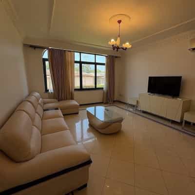 Apartment (Furnished) ya vyumba vitatu inapangishwa Masaki, Dar Es Salaam