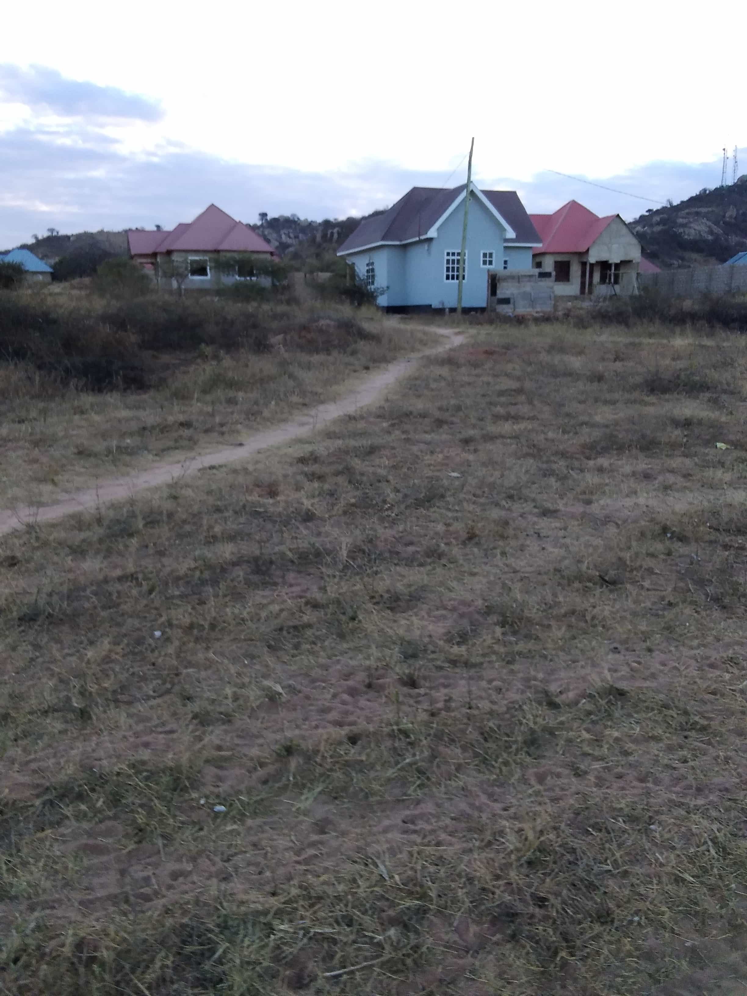 Kiwanja kinauzwa Iyumbu, Dodoma
