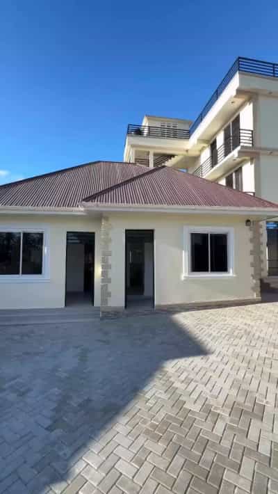 Nyumba/Apartment ya chumba kimoja inapangishwa Goba, Dar Es Salaam Nyumba/Apartment ya chumba kimoja inapangishwa Goba, Dar Es Salaam
