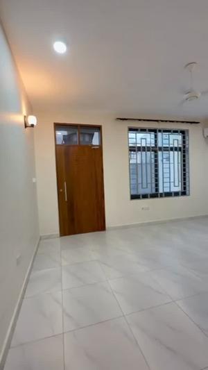 Apartment ya vyumba vitatu inapangishwa Mbezi Beach Palm Rose, Dar Es Salaam Apartment ya vyumba vitatu inapangishwa Mbezi Beach Palm Rose, Dar Es Salaam