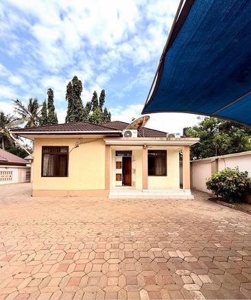 3 Bedrooms Apartment for Rent in Mbezi Beach Upande Wa Chini, Dar Es Salaam