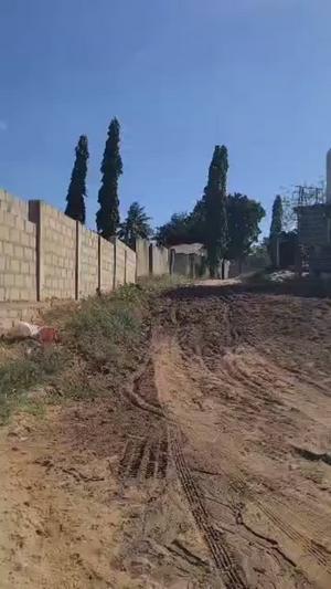 Kiwanja kinauzwa Kimara Korogwe Kilungule, Dar Es Salaam (400 sqm) Kiwanja kinauzwa Kimara Korogwe Kilungule, Dar Es Salaam (400 sqm)