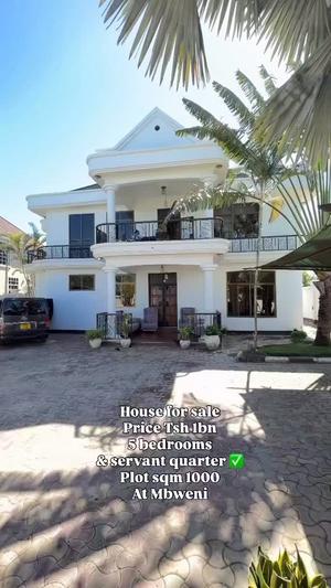 Nyumba ya vyumba vitano inauzwa Mbweni, Dar Es Salaam (1000 sqm)