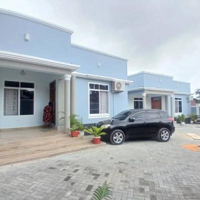 Nyumba/Apartment ya vyumba vitatu inapangishwa Temboni, Dar Es Salaam Nyumba/Apartment ya vyumba vitatu inapangishwa Temboni, Dar Es Salaam