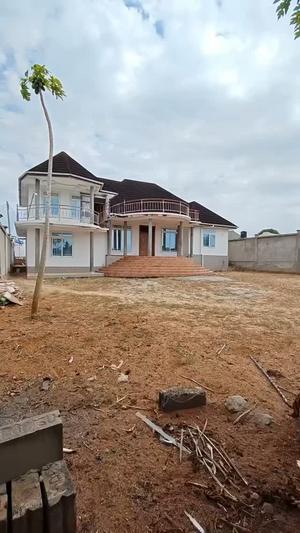 4 Bedrooms House for Sale in Chanika, Dar Es Salaam (800 sqm) 4 Bedrooms House for Sale in Chanika, Dar Es Salaam (800 sqm)