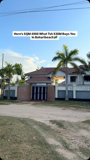 Kiwanja kinauzwa Baharibeach, Dar Es Salaam (4900 sqm) Kiwanja kinauzwa Baharibeach, Dar Es Salaam (4900 sqm)