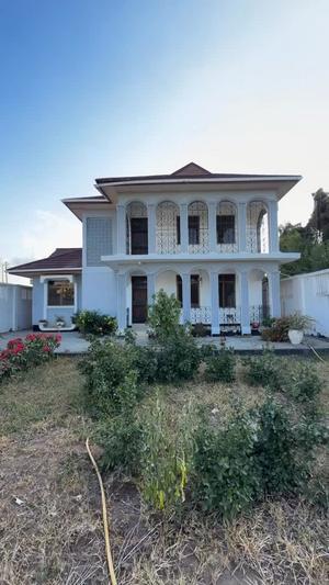 3 Bedrooms House for Rent in Mbezi Beach, Dar Es Salaam 3 Bedrooms House for Rent in Mbezi Beach, Dar Es Salaam