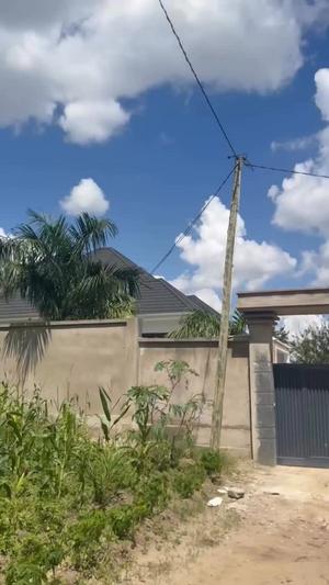 Kiwanja (Residential/Commercial) kinauzwa Madale Mbopo, Dar Es Salaam (420 sqm) Kiwanja (Residential/Commercial) kinauzwa Madale Mbopo, Dar Es Salaam (420 sqm)