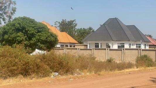 Kiwanja (Residential/Commercial) kinauzwa Buswelu, Mwanza (798 sqm) Kiwanja (Residential/Commercial) kinauzwa Buswelu, Mwanza (798 sqm)