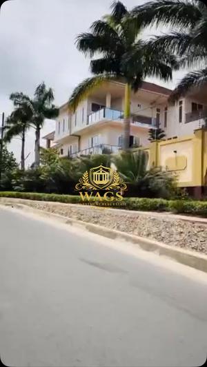 Shule inauzwa Mbezi Beach, Dar Es Salaam (9000 sqm)