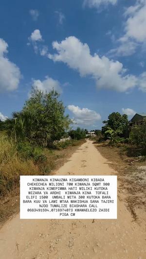 Kiwanja kinauzwa Kibada Chekechea, Dar Es Salaam sqm 900