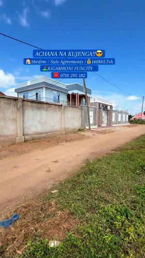 3 Bedrooms House for Sale in Kigamboni Funcity, Dar Es Salaam (1200 sqm) 3 Bedrooms House for Sale in Kigamboni Funcity, Dar Es Salaam (1200 sqm)