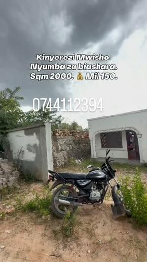 Nyumba ya vyumba viwili inauzwa Kinyerezi Mwisho, Dar Es Salaam (2000 sqm)