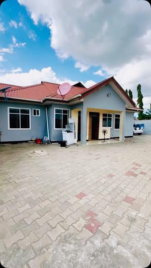3 Bedrooms House/Apartment for Rent in Bunju Beach Moga, Dar Es Salaam