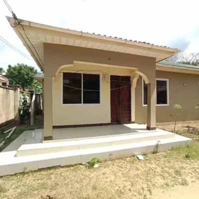 Apartment ya vyumba vitatu inapangishwa Mbezi Mwisho, Dar Es Salaam