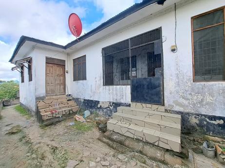 Nyumba ya vyumba viwili inapangishwa Kimara Temboni, Dar Es Salaam Nyumba ya vyumba viwili inapangishwa Kimara Temboni, Dar Es Salaam