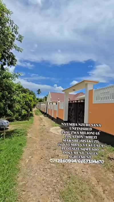 4 Bedrooms House for Sale in Mbezi Makabe Msakuzi, Dar Es Salaam (500 sqm)