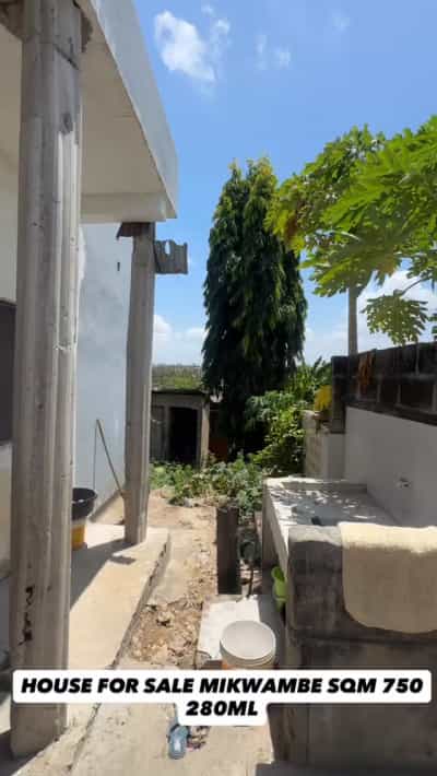 Nyumba inauzwa Mikwambe, Kigamboni, Dar Es Salaam (750 sqm)
