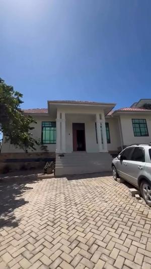 Nyumba ya vyumba vinne inapangishwa Goba Magholofani, Dar Es Salaam Nyumba ya vyumba vinne inapangishwa Goba Magholofani, Dar Es Salaam