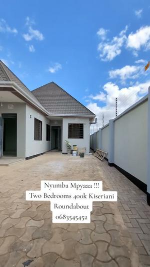 Nyumba ya vyumba viwili inapangishwa Arusha Nyumba ya vyumba viwili inapangishwa Arusha