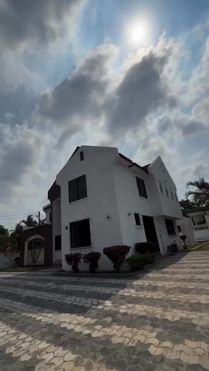 Villa ya vyumba vinne inauzwa Mbezi Beach Chini, Dar Es Salaam (1000 sqm) Villa ya vyumba vinne inauzwa Mbezi Beach Chini, Dar Es Salaam (1000 sqm)