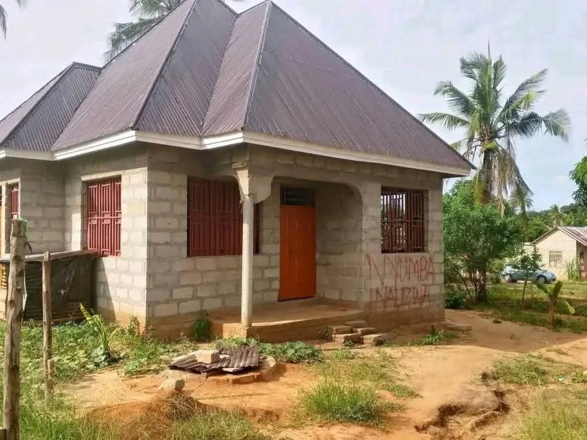 media -1 media -1