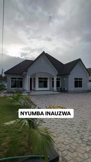 Nyumba ya vyumba vinne inauzwa Goba Kwa Awadhi, Dar Es Salaam (800 sqm)