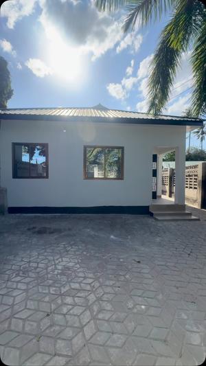 Nyumba ya vyumba vitatu inapangishwa Mawasiliano Stand, Dar Es Salaam