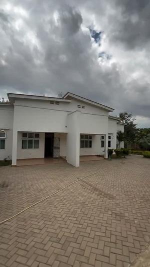 Nyumba ya vyumba vitano inapangishwa Salasala Ushwani, Dar Es Salaam Nyumba ya vyumba vitano inapangishwa Salasala Ushwani, Dar Es Salaam