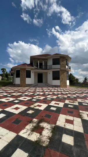 Nyumba ya vyumba vitano inapangishwa Salasala Iptl, Dar Es Salaam Nyumba ya vyumba vitano inapangishwa Salasala Iptl, Dar Es Salaam