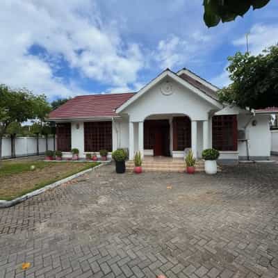 3 Bedrooms House for Rent in Mbezi Beach, Dar Es Salaam
