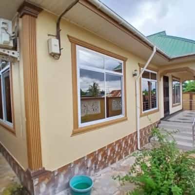 Nyumba ya vyumba vitatu inapangishwa Kimara Suka, Dar Es Salaam