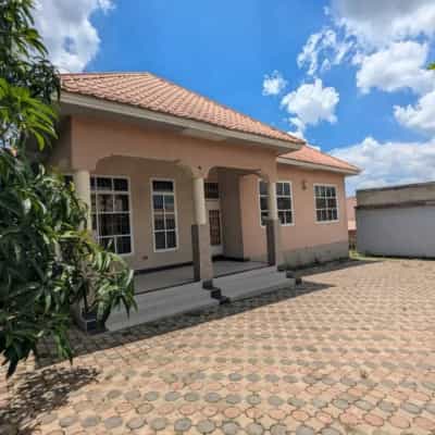 4 Bedrooms House for Rent in Kibamba Shule, Dar Es Salaam