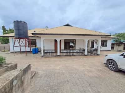 3 Bedrooms House for Rent in Kimara, Dar Es Salaam