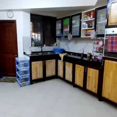 Apartment (Furnished) ya vyumba vitatu inauzwa Upanga East, Dar Es Salaam (188 sqm)