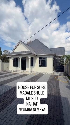 Nyumba ya vyumba vitatu inauzwa Madale, Dar Es Salaam (400 sqm)