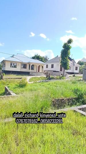 Kiwanja kinauzwa Kinyerezi Kifuru, Dar Es Salaam sqm 625 Kiwanja kinauzwa Kinyerezi Kifuru, Dar Es Salaam sqm 625
