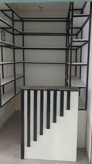 Frame ya Biashara inapangishwa Kariakoo, Dar Es Salaam Frame ya Biashara inapangishwa Kariakoo, Dar Es Salaam