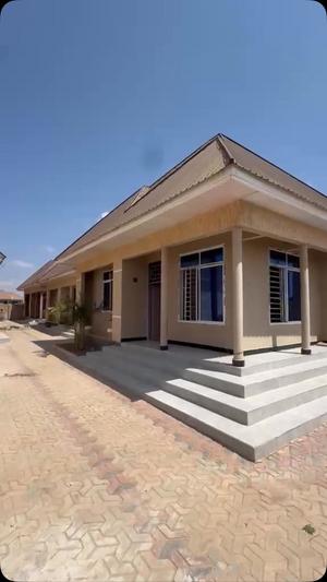 Nyumba ya vyumba viwili inapangishwa Nzuguni, Dodoma Nyumba ya vyumba viwili inapangishwa Nzuguni, Dodoma
