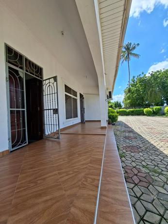 Nyumba/Apartment ya vyumba vitatu inapangishwa Goba Lastanza, Dar Es Salaam Nyumba/Apartment ya vyumba vitatu inapangishwa Goba Lastanza, Dar Es Salaam