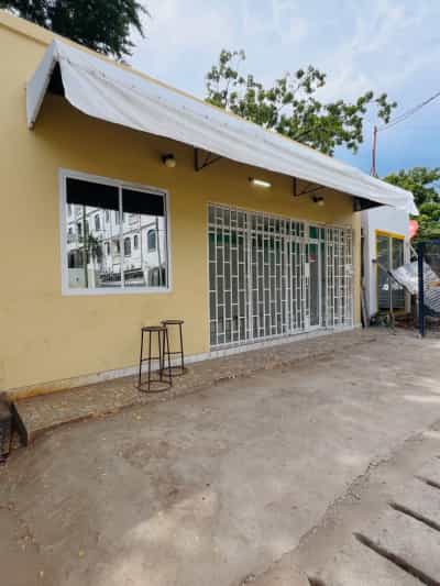 Retails Space for Rent in Msasani Beach, Dar Es Salaam (40 sqm)